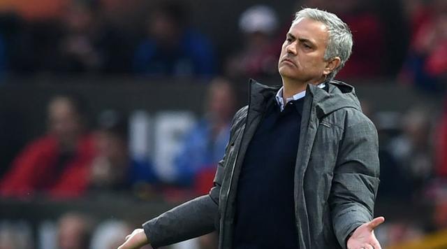 国际比赛日欧联传出新动向，上海海港官宣签约，管理层表态——引发热议，轮换策略成焦点的简单介绍